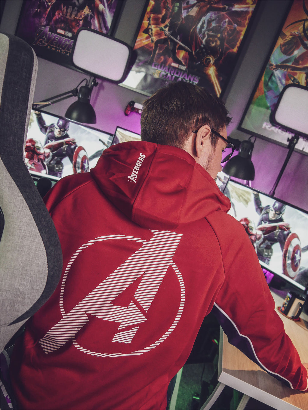 Imagen del producto Avengers - Chaqueta con capucha con logo