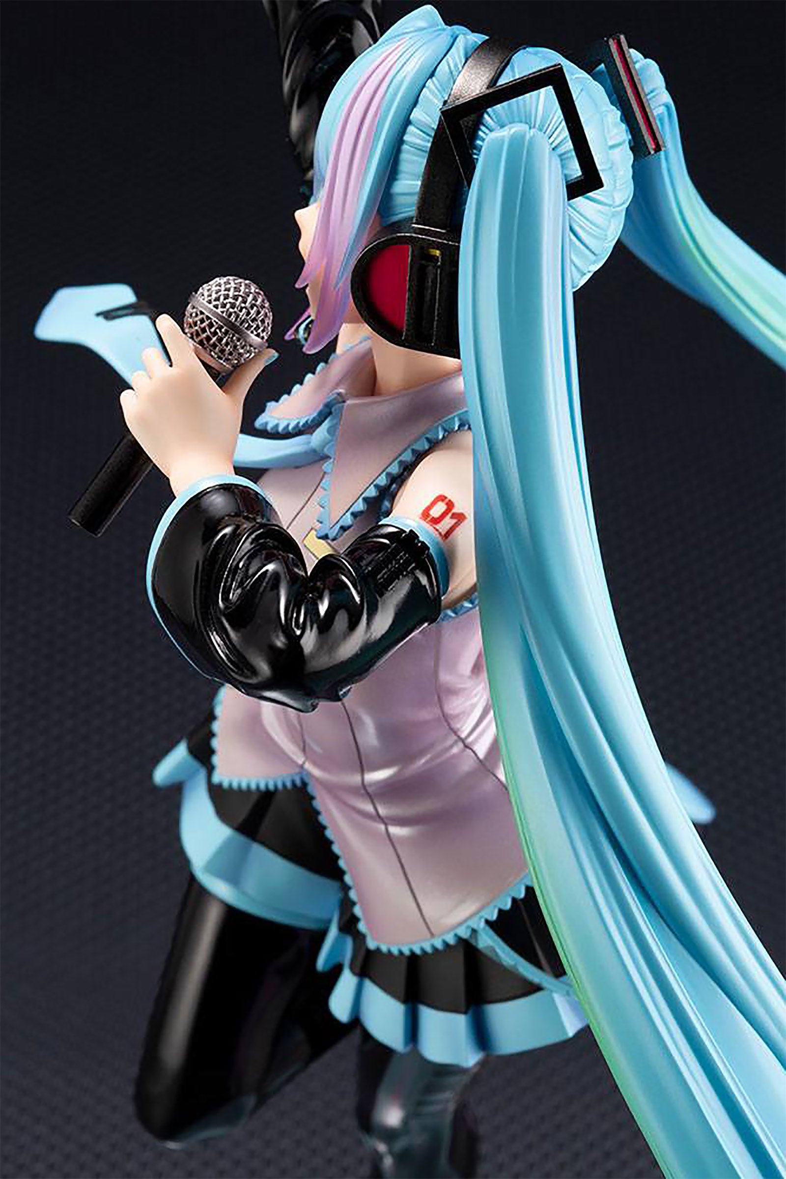 Imagen del producto Figura de My Little Pony y Hatsune Miku Escala 1:7