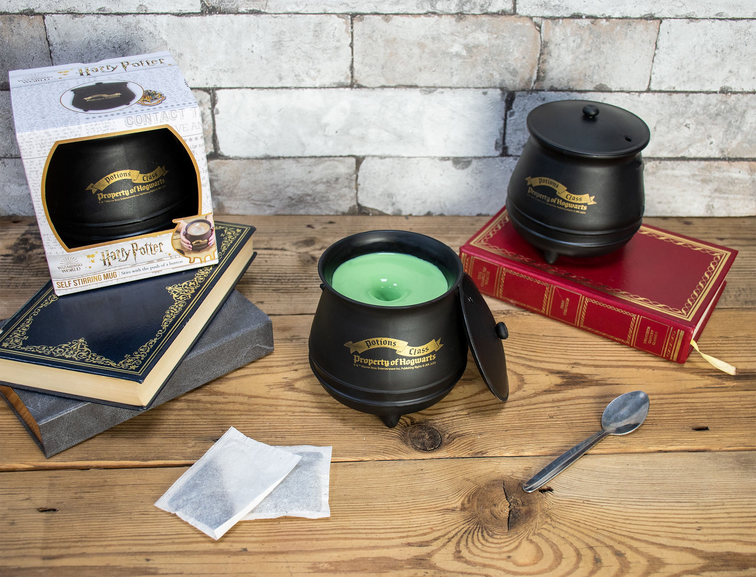 Imagen del producto Harry Potter - Taza de Caldero Mágico con función de agitación y tapa