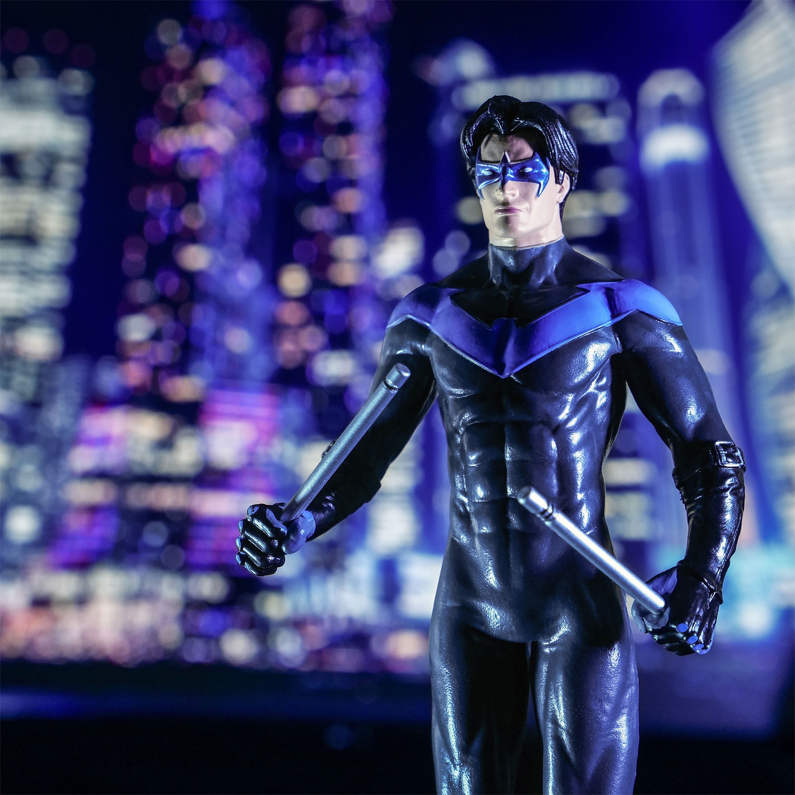 Imagen del producto Batman - Figura Nightwing Bendyfigs 18 cm