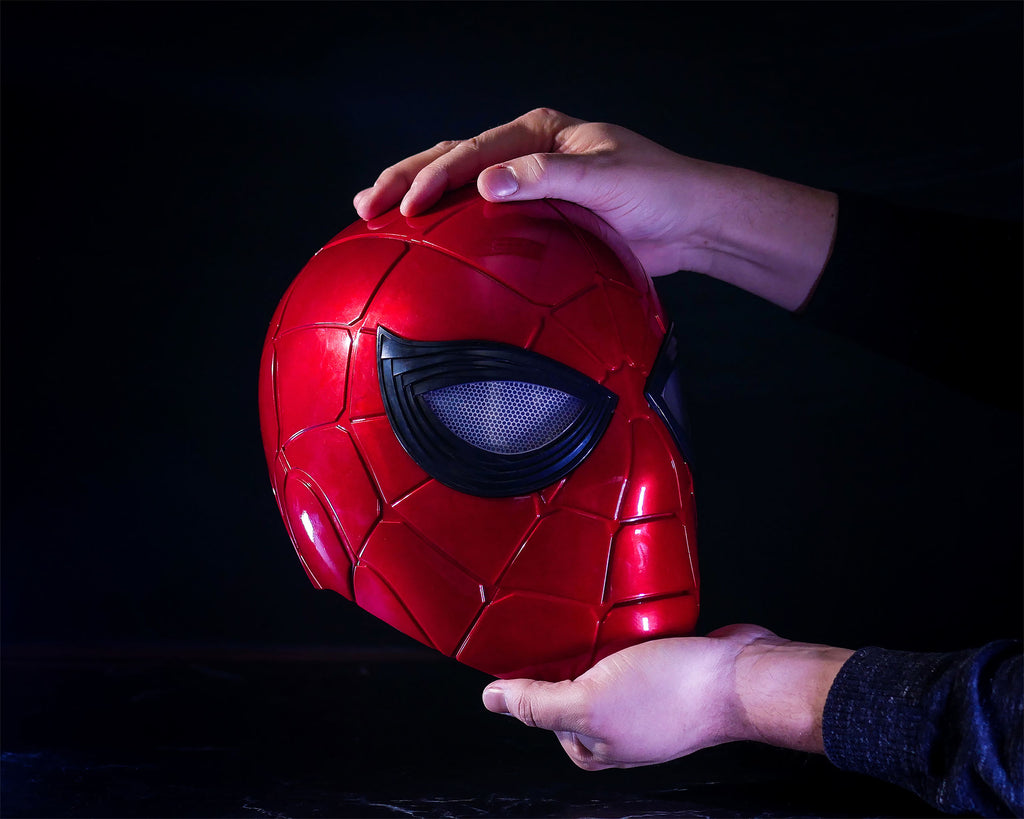 Imagen del producto Spider-Man - Réplica del casco Iron Spider con efectos de luz