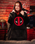 Imagen del producto Deadpool - Logo Oversize Suéter de peluche negro