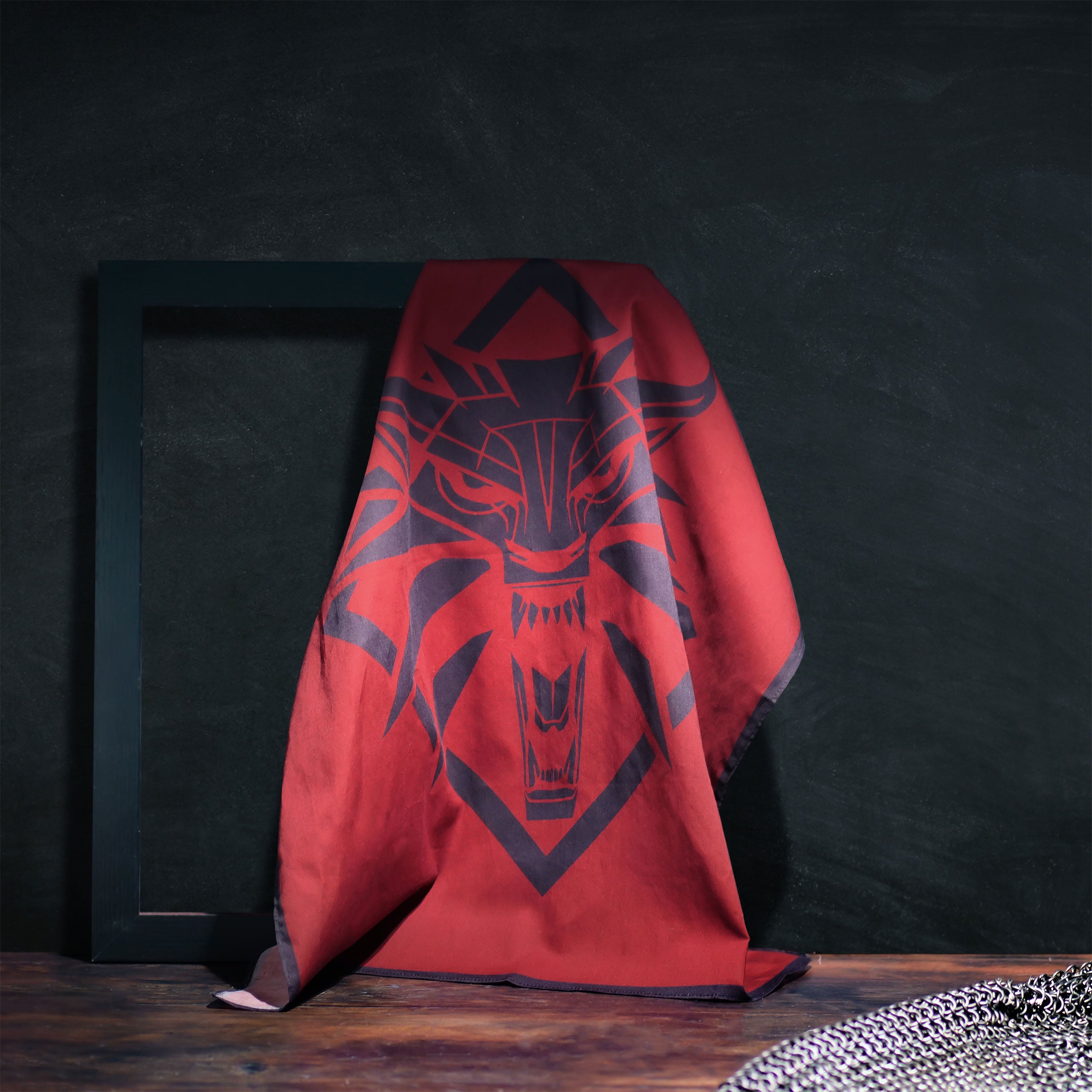 Imagen del producto Witcher - Pañuelo Cazador de Monstruos rojo