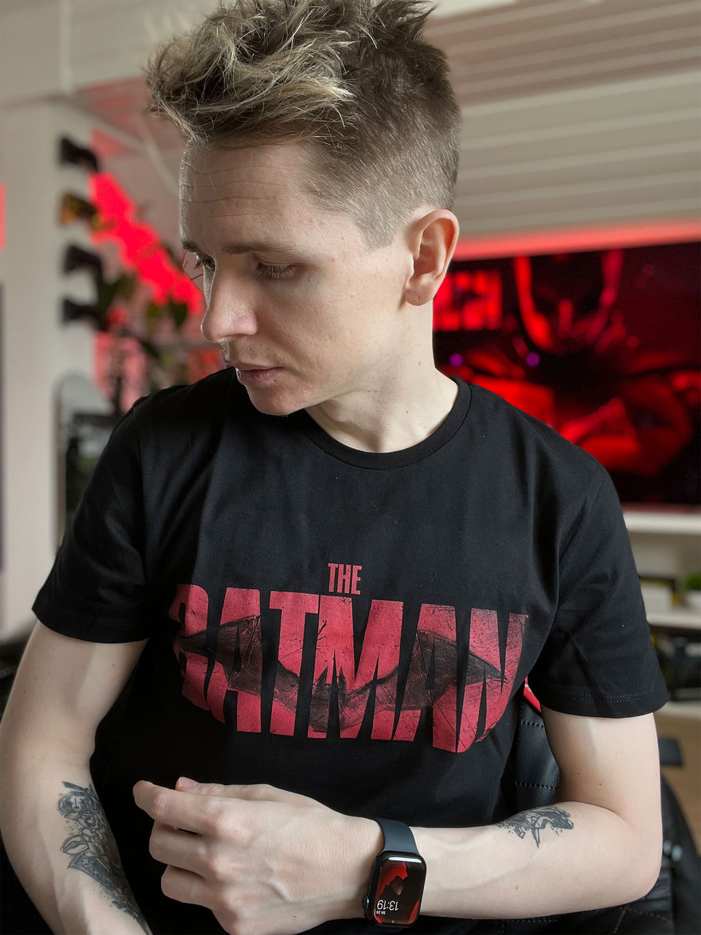 Imagen del producto Camiseta negra con el logo de The Batman