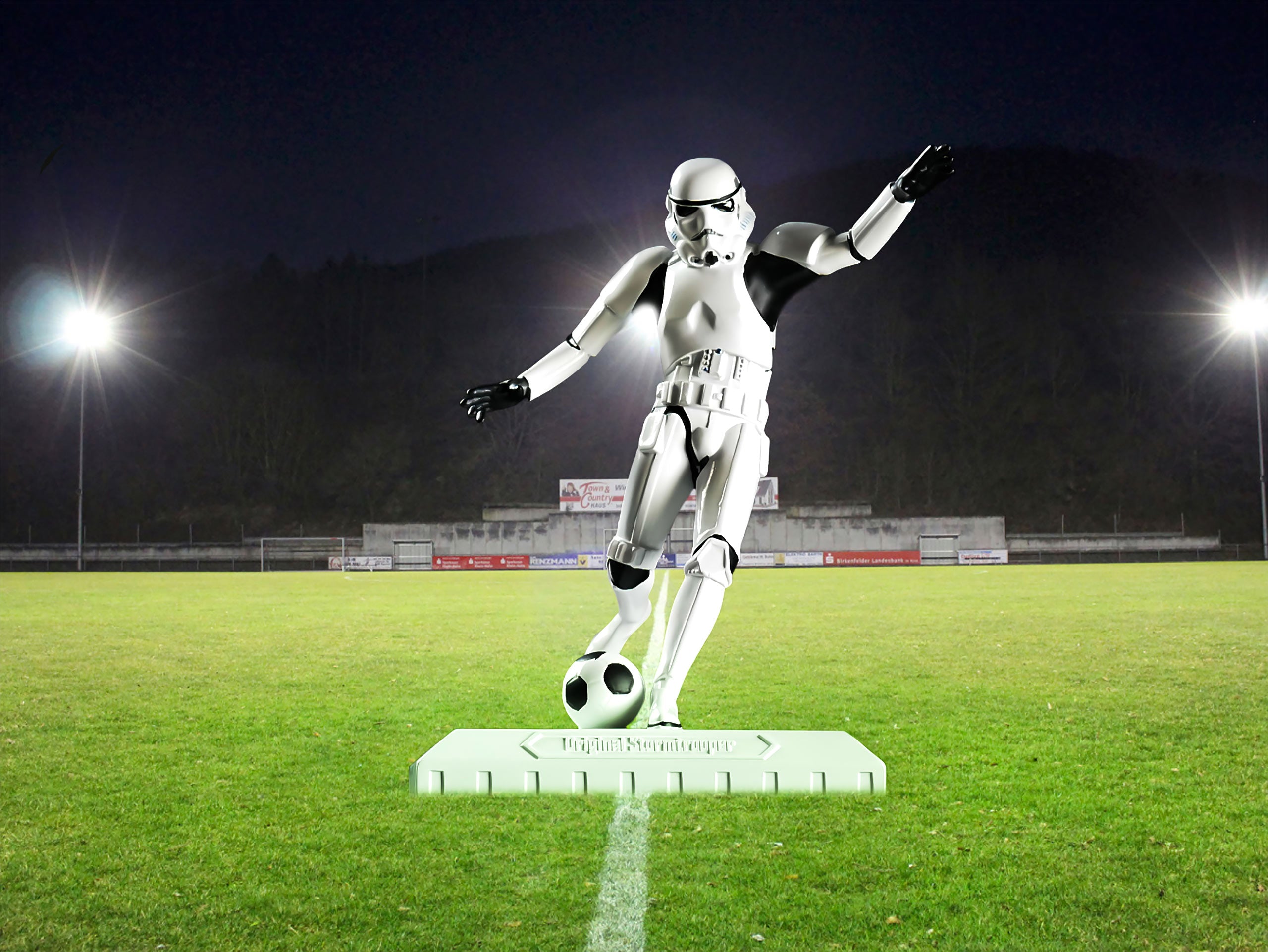 Imagen del producto Figura de Stormtrooper futbolista - Star Wars
