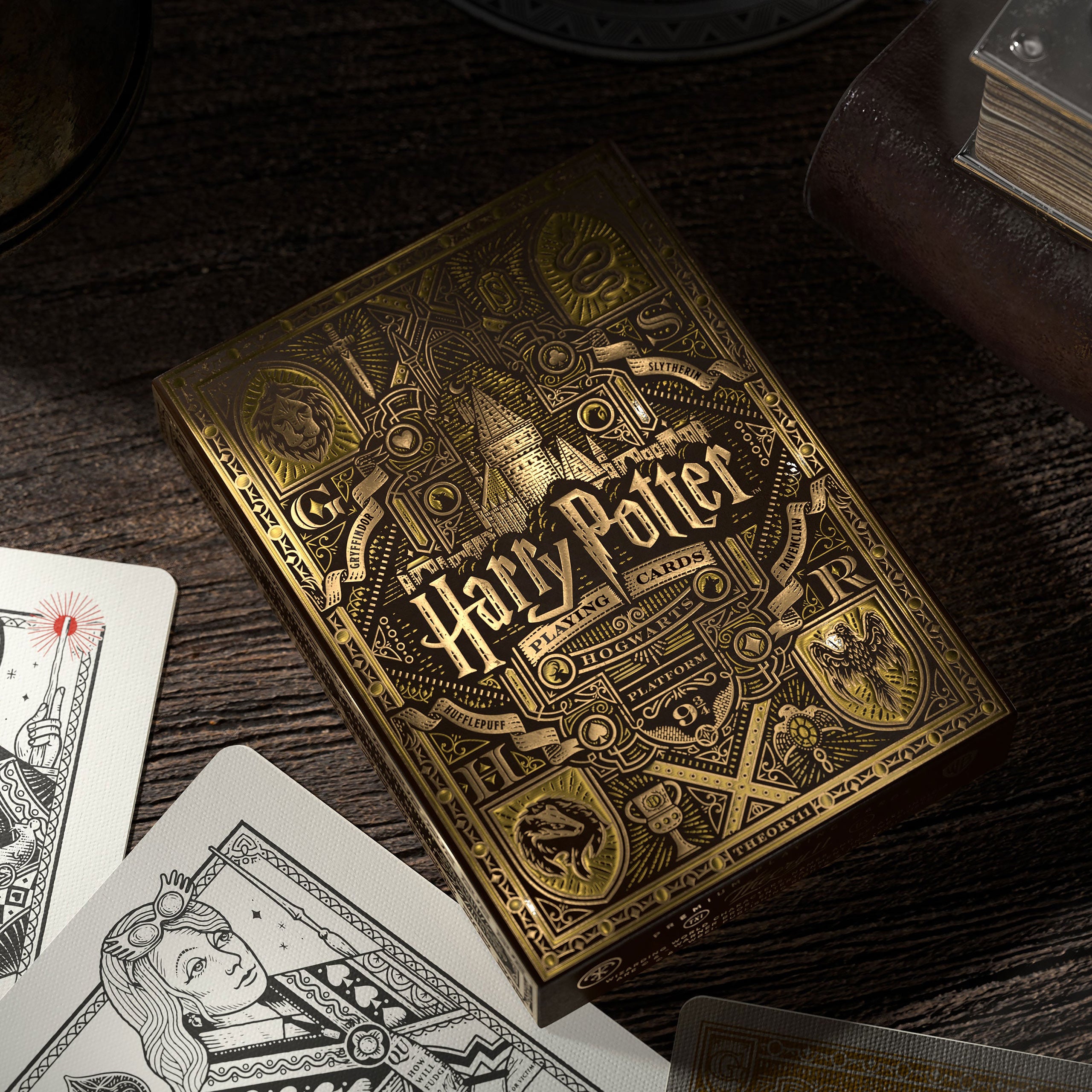 Imagen del producto Harry Potter - Juego de Cartas Hufflepuff Edición Deluxe