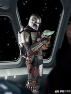 Imagen del producto Mando con Grogu BDS Art Scale Deluxe Statue - Star Wars The Mandalorian
