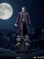 Imagen del producto DC Comics - Joker BDS Art Scale Deluxe Estatua 30 cm