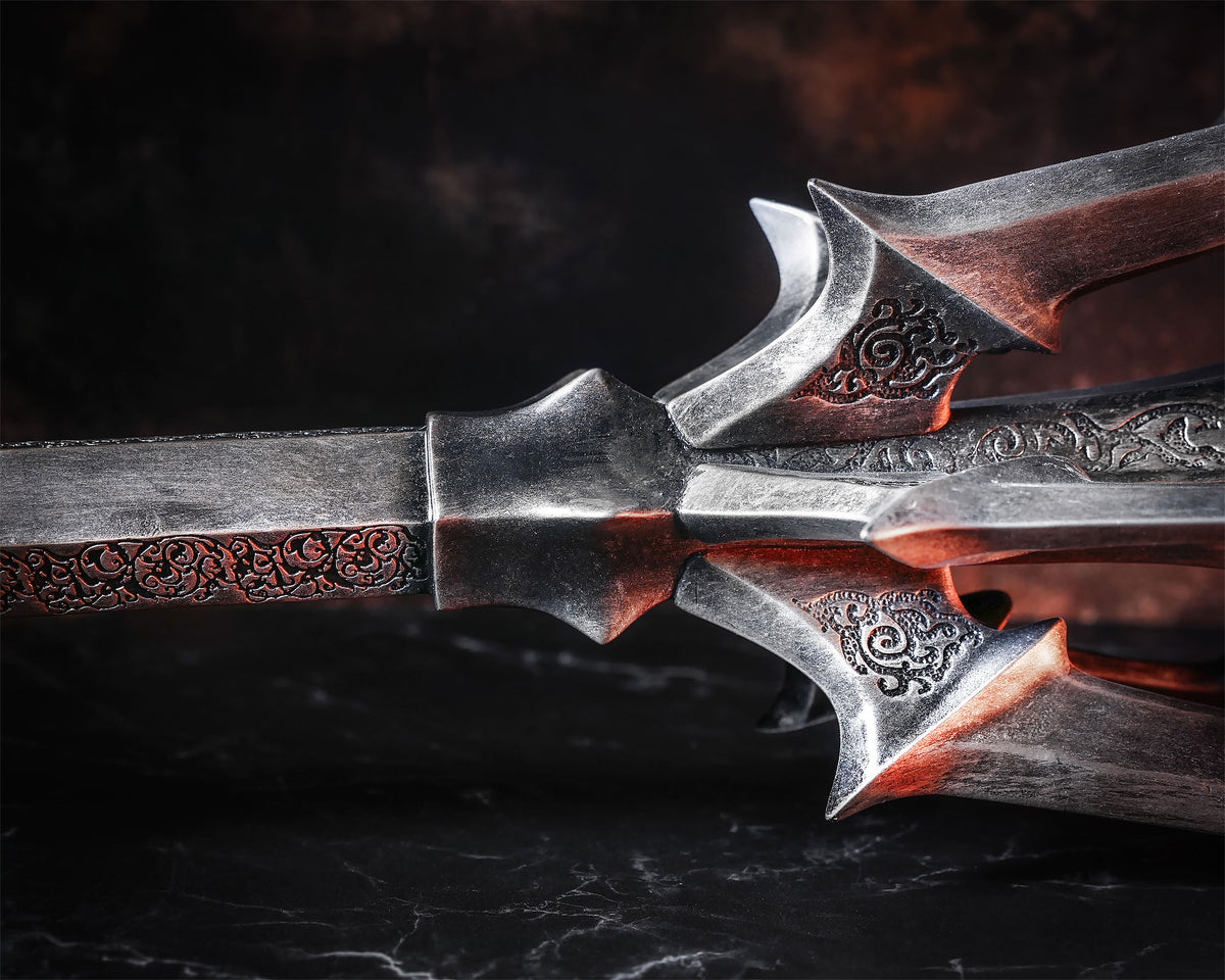 Imagen del producto El Señor de los Anillos – Réplica de la maza de Sauron con estandarte de guerra (Edición Ojo Rojo)