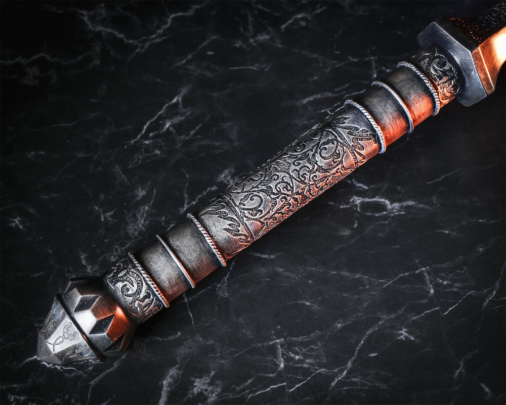 Imagen del producto El Señor de los Anillos – Réplica de la maza de Sauron con estandarte de guerra (Edición Ojo Rojo)