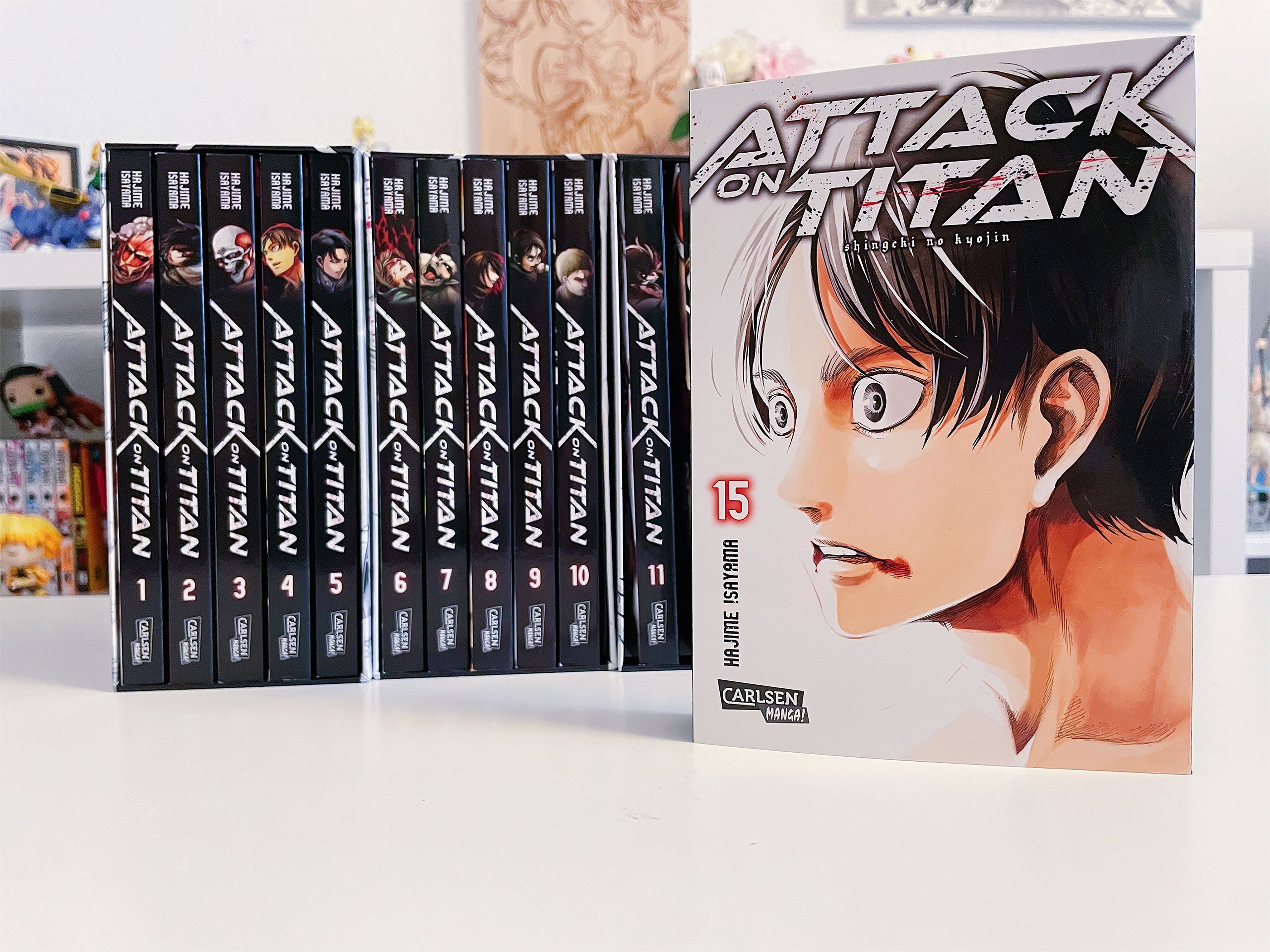 Imagen del producto Attack on Titan - Caja de Coleccionista Volumen 11-15