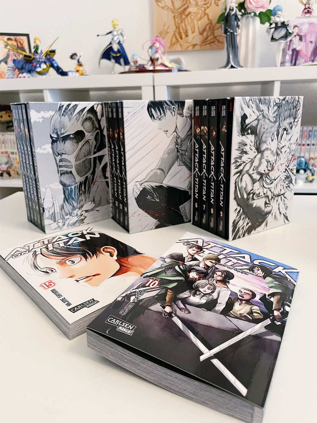Imagen del producto Attack on Titan - Caja de Coleccionista Volumen 11-15