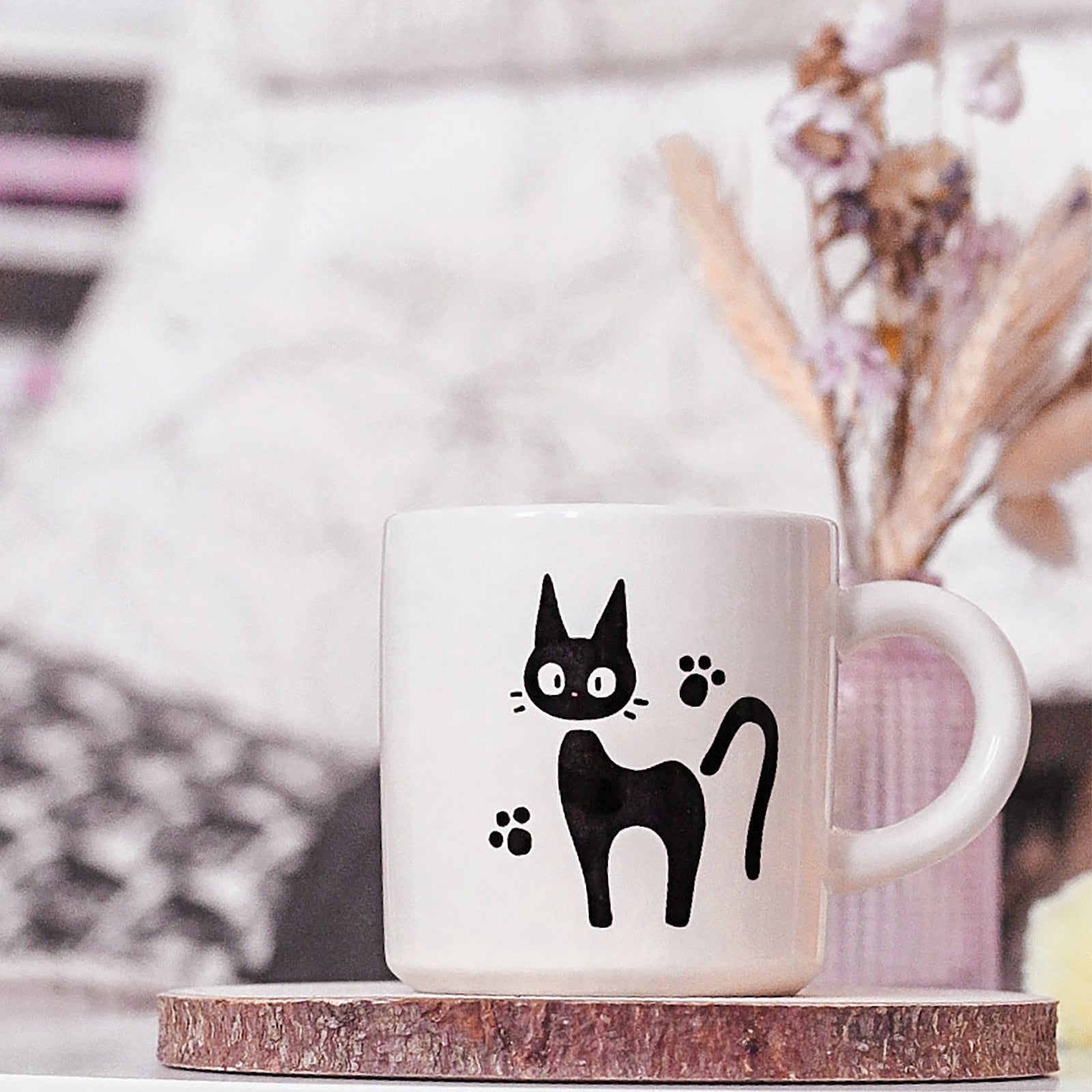 Imagen del producto El servicio de entrega de Kiki - Taza de Jiji