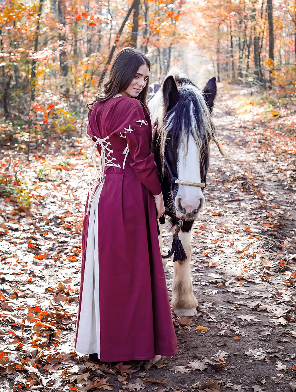 Imagen del producto Vestido medieval Larina rojo-beige