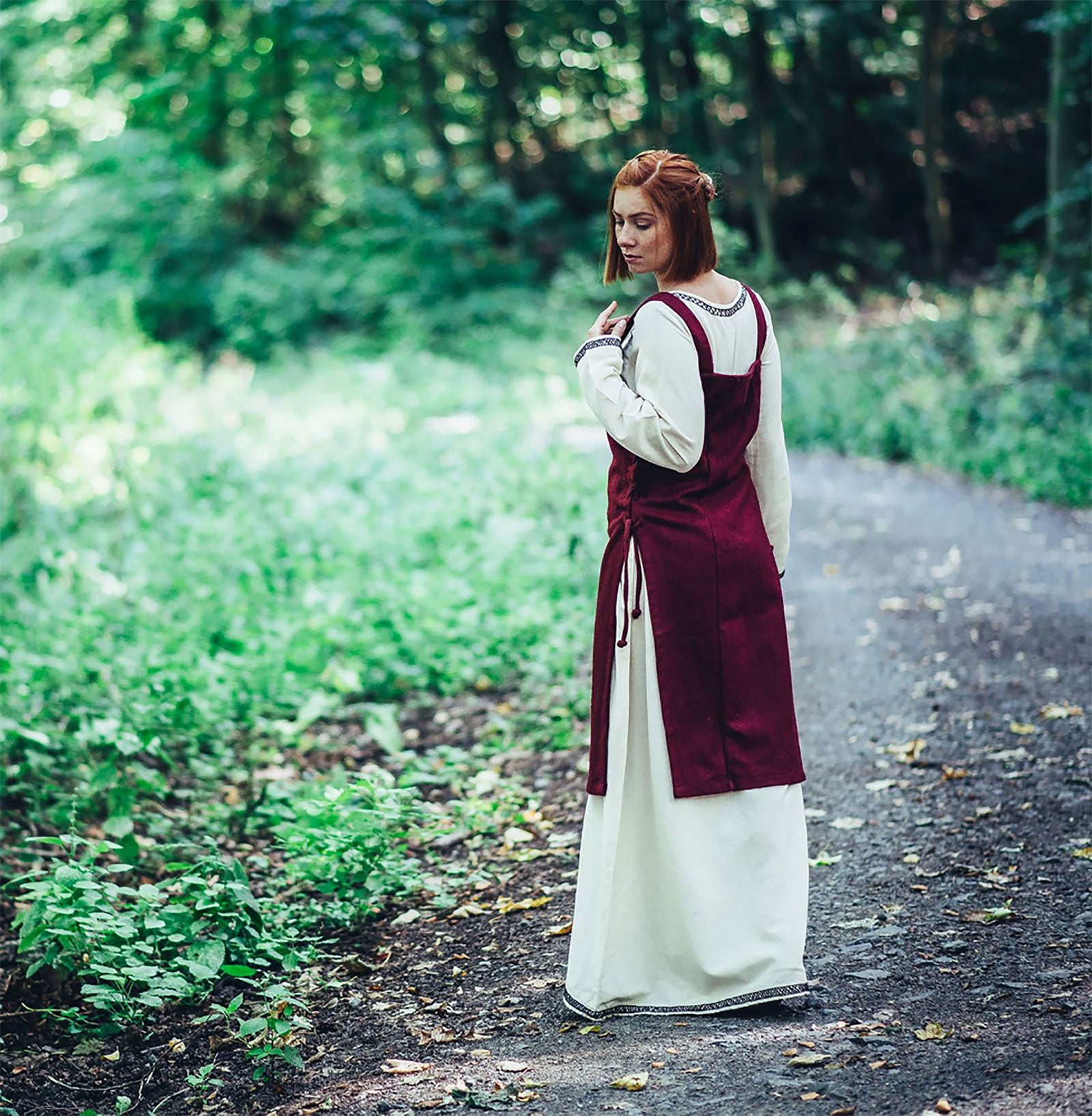 Imagen del producto Vestido medieval Aila rojo