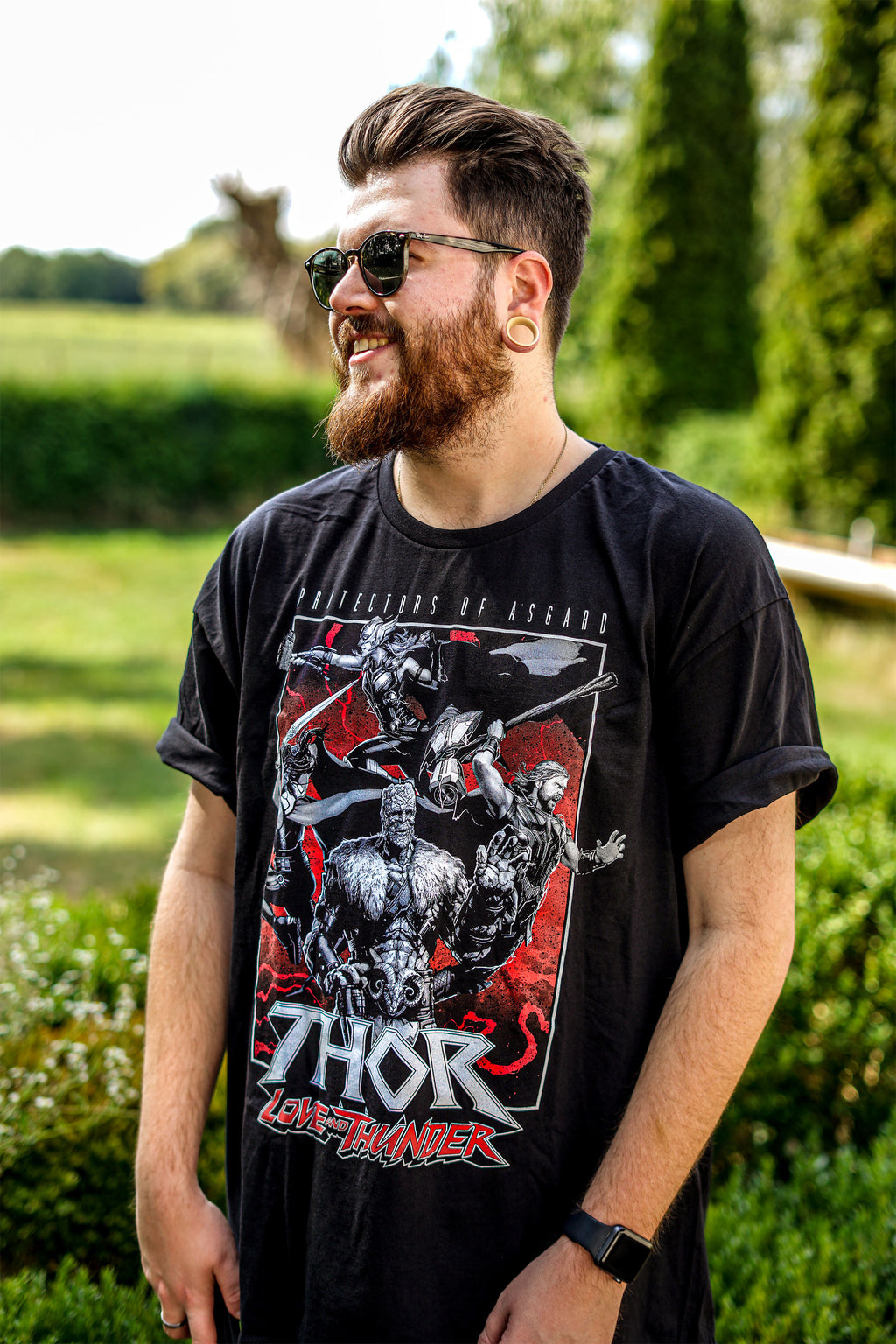 Imagen del producto Thor Love & Thunder - Camiseta negra de los Protectores de Asgard