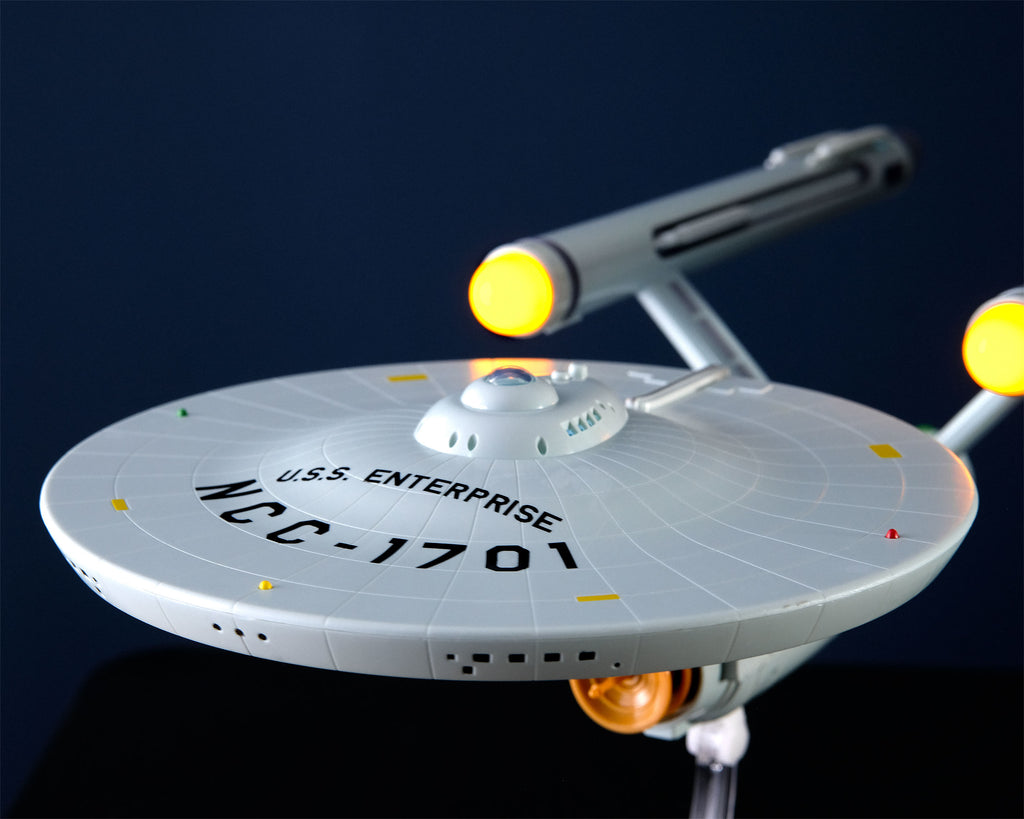 Imagen del producto Star Trek - Réplica de la Enterprise NCC-1701 con luz y sonido
