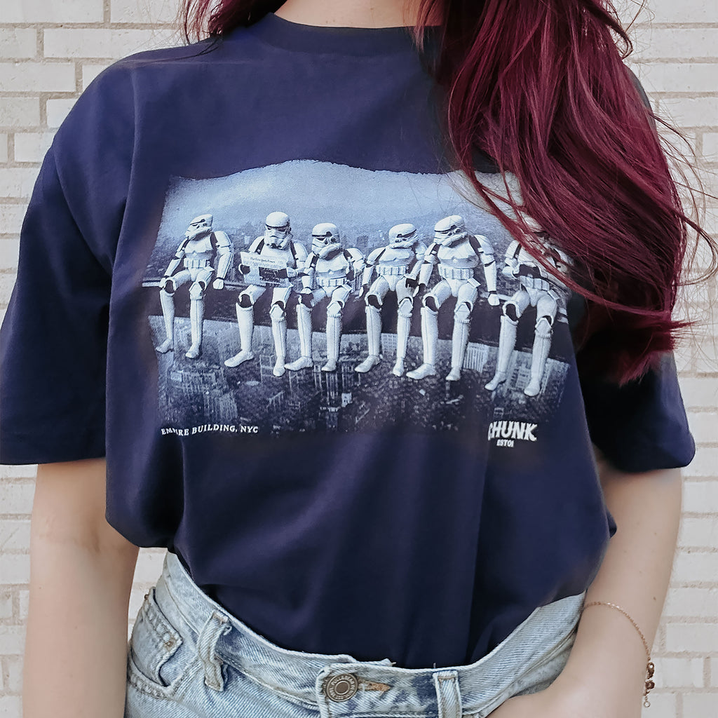 Imagen del producto Camiseta Empire Building para fans de Star Wars azul