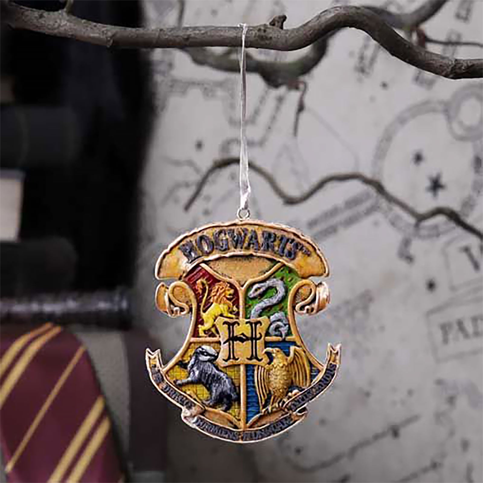 Imagen del producto Harry Potter - Adorno de árbol de Navidad con el escudo de Hogwarts