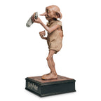 Imagen del producto Dobby con Calcetín Estatua a Tamaño Real Versión 3 - Harry Potter