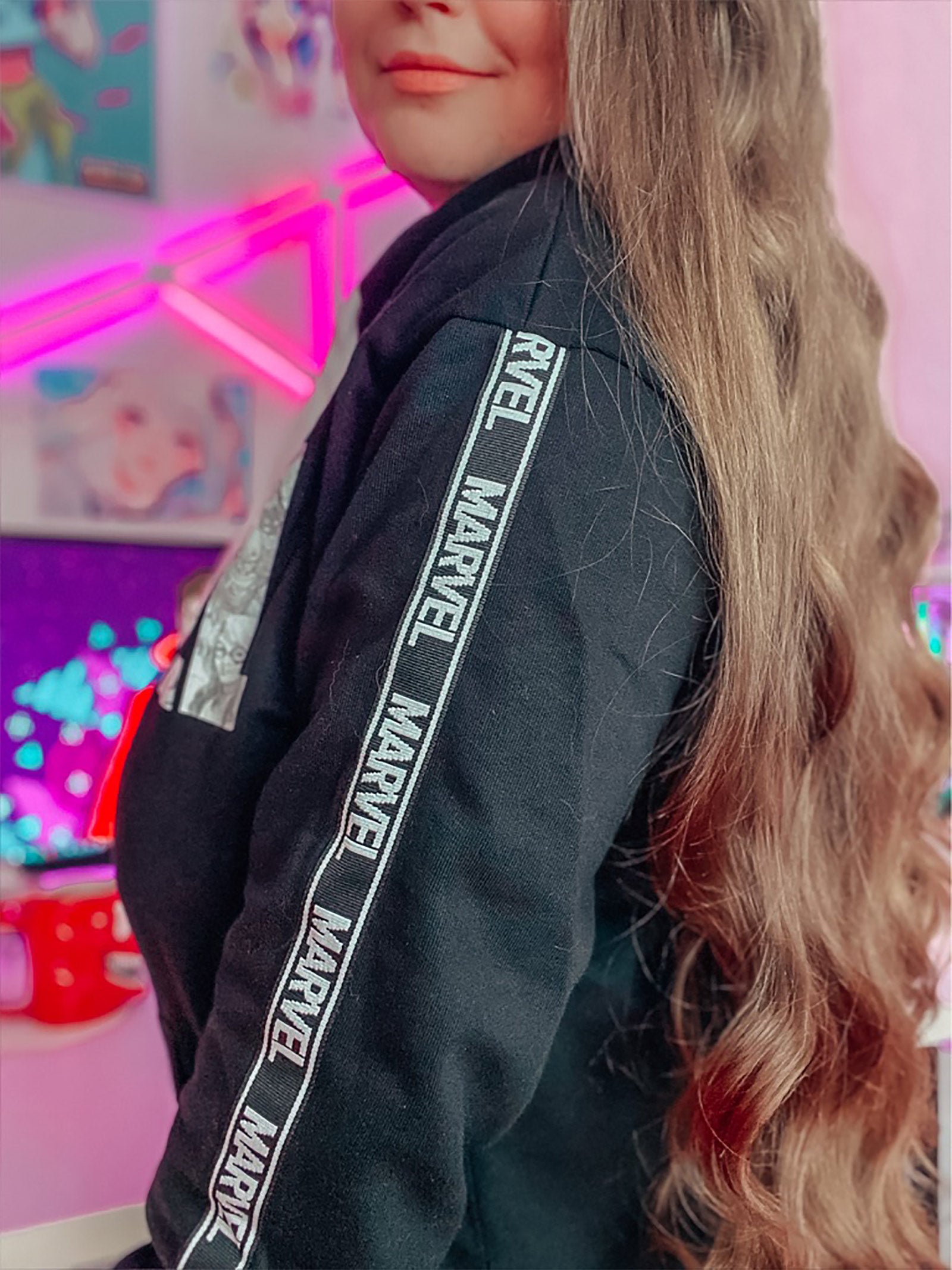 Imagen del producto Marvel - Sudadera con capucha negra con logotipo de cómic