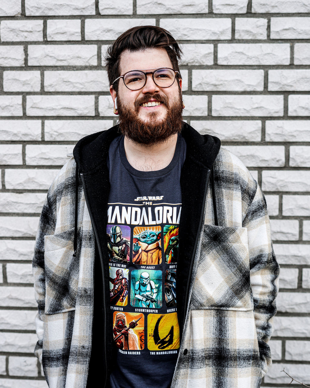 Imagen del producto Camiseta de personajes de The Mandalorian gris - Star Wars