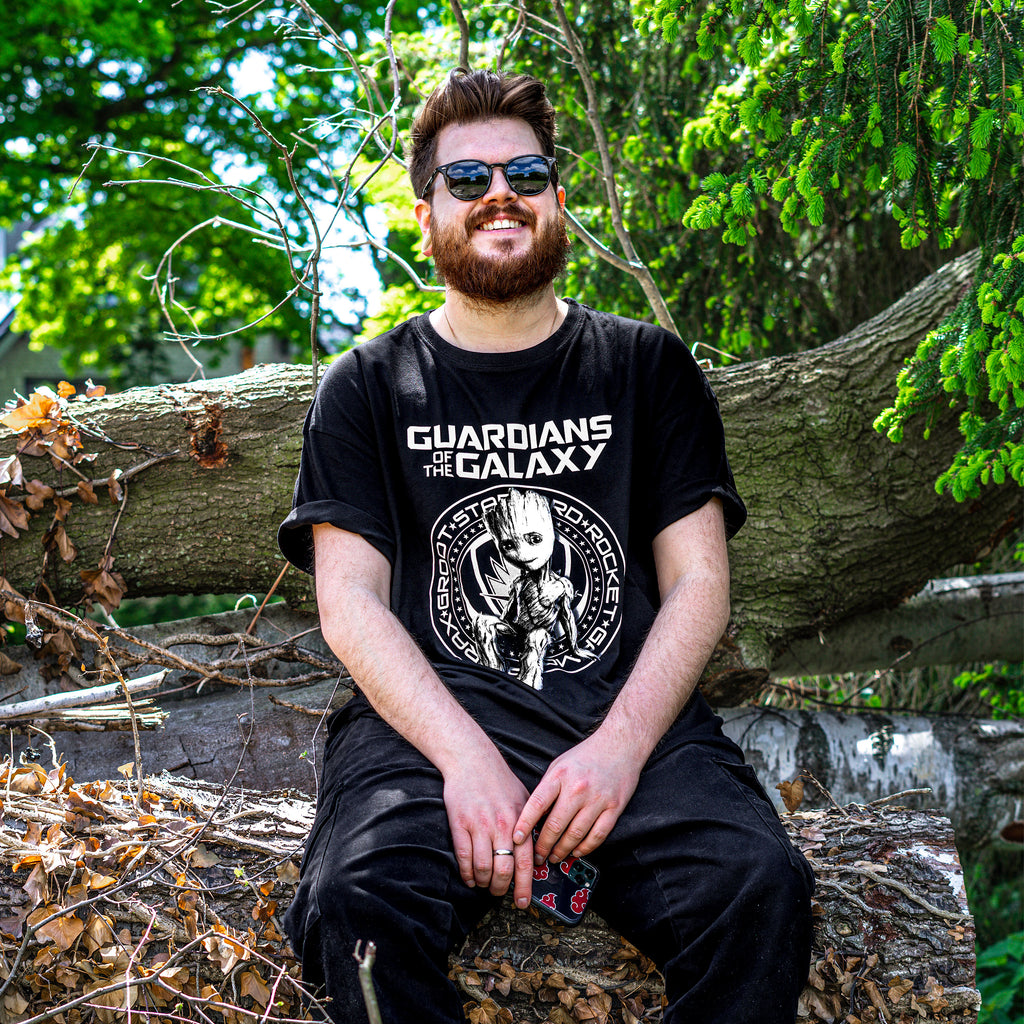 Imagen del producto Guardianes de la Galaxia - Camiseta Groot negra