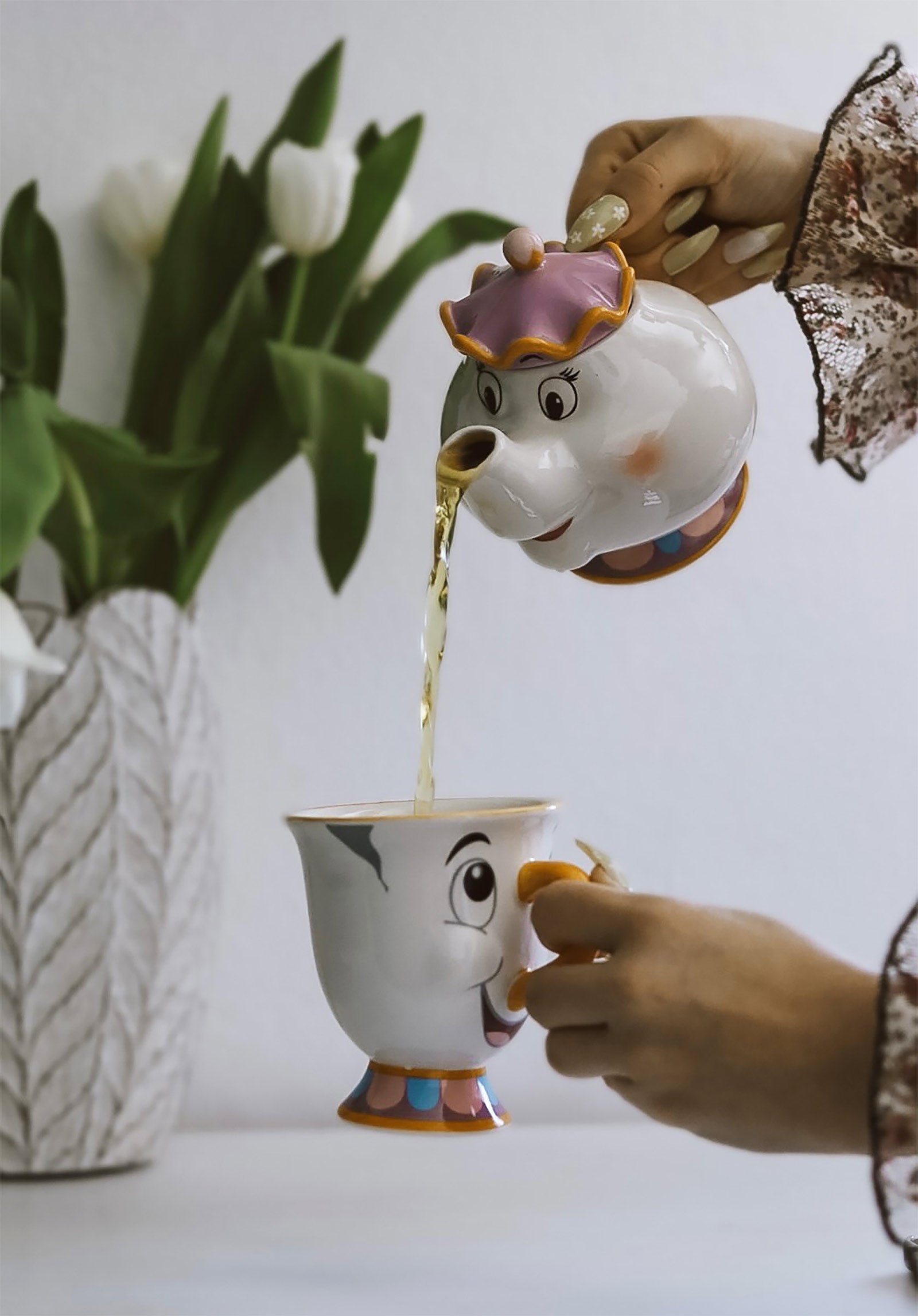 Imagen del producto La Bella y la Bestia - Set de té Madame Pottine y Tassilo