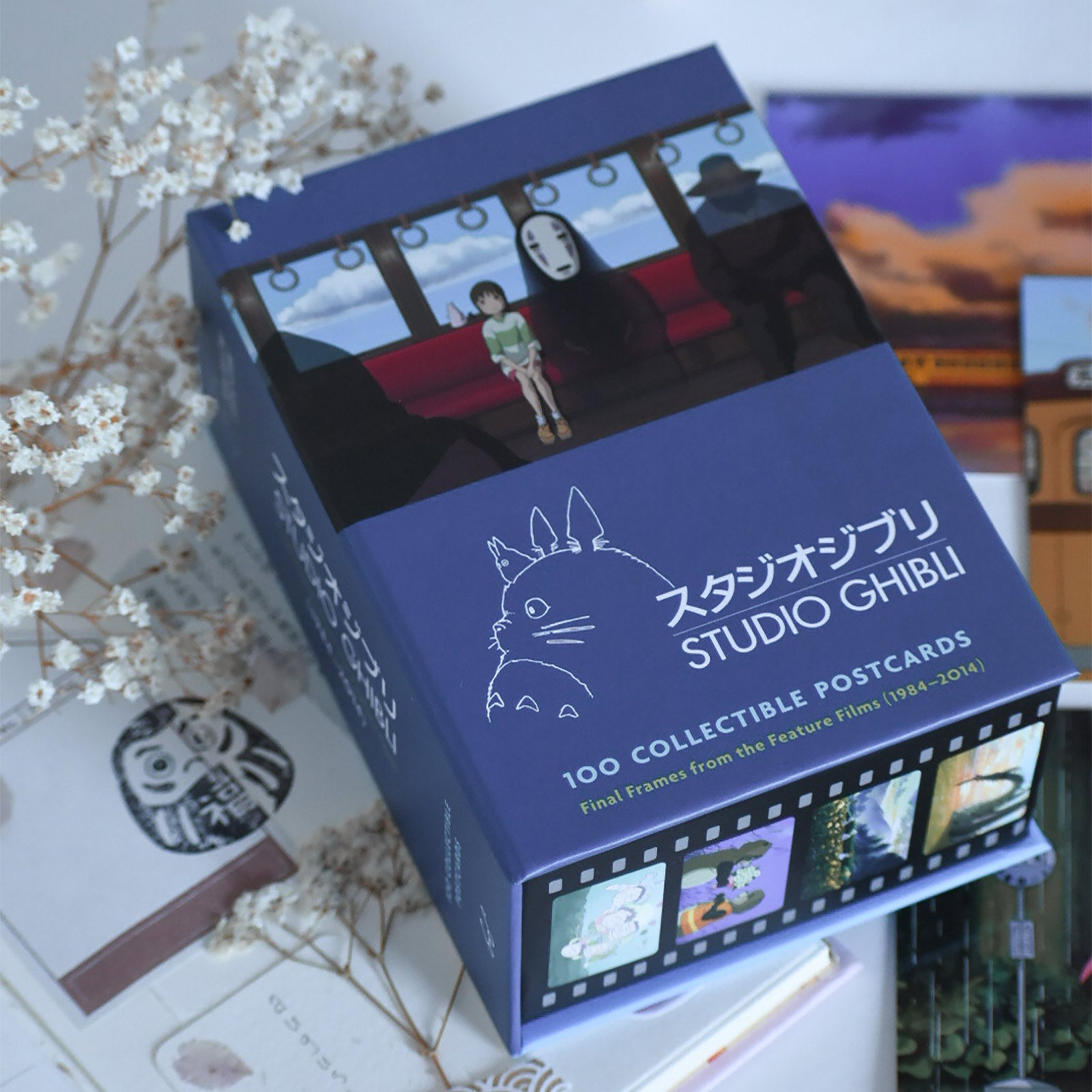 Imagen del producto Studio Ghibli - 100 tarjetas postales en caja de regalo