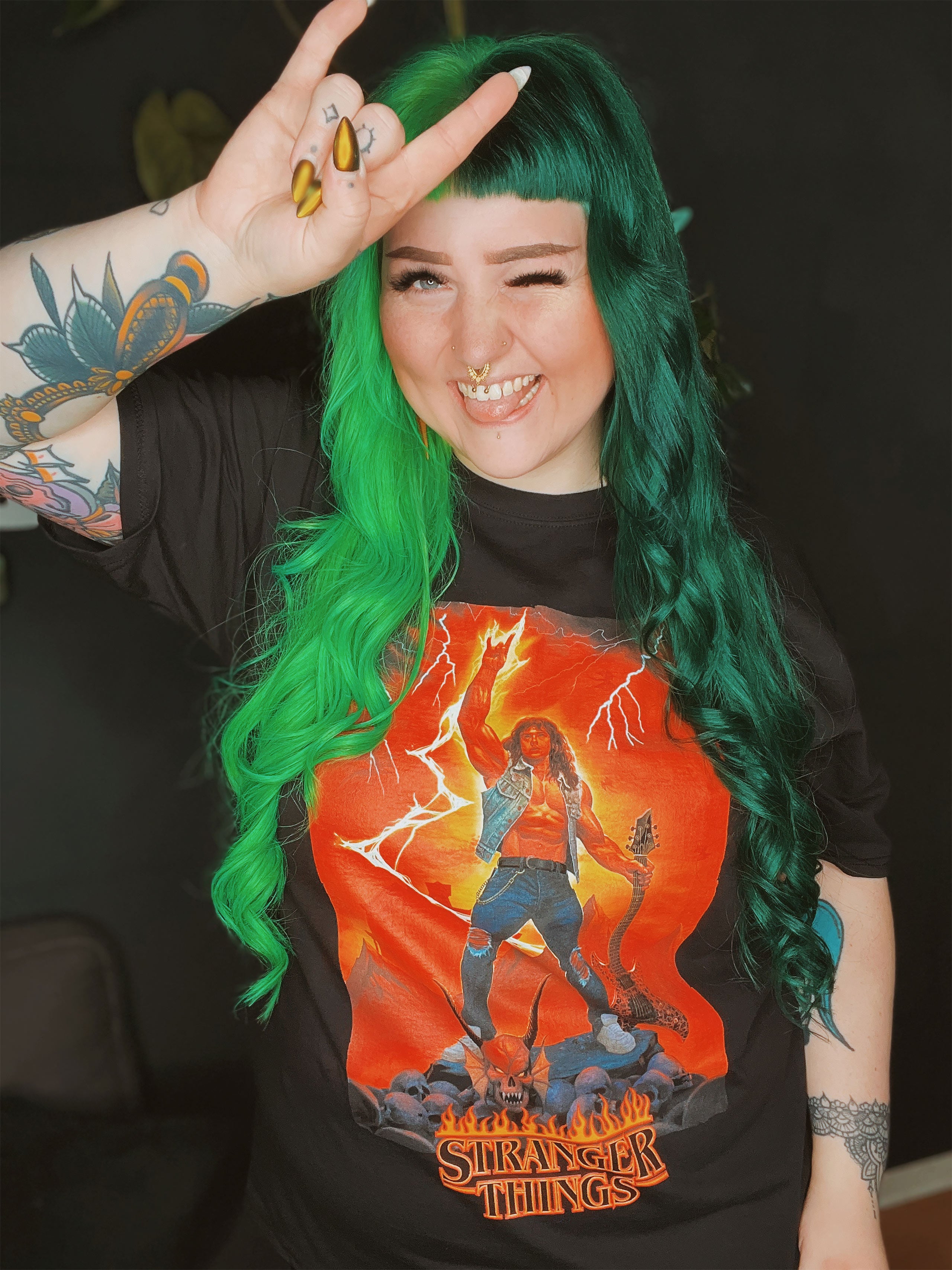 Imagen del producto Stranger Things - Camiseta Eddie Rocks negra