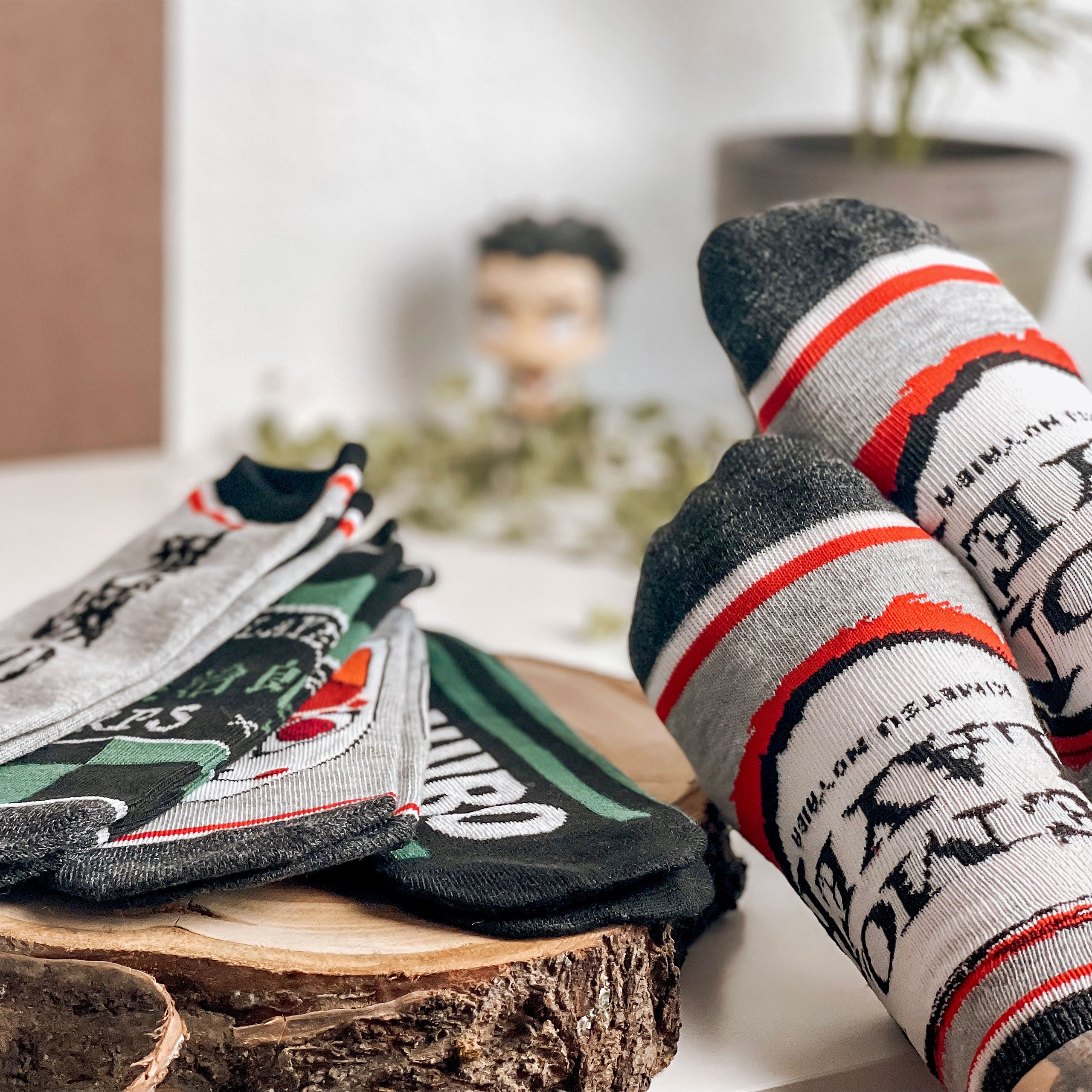 Imagen del producto Demon Slayer - Set de 5 calcetines de zapatillas con logo
