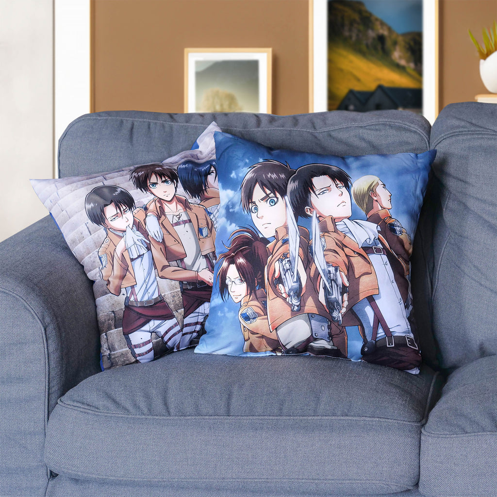 Product image Attack on Titan - Scouts Pillow