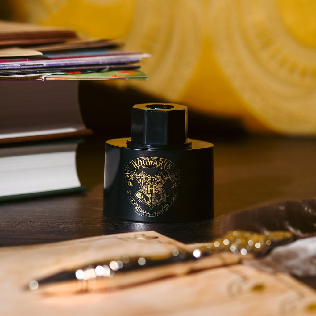 Imagen del producto Harry Potter - Pluma con set de papel de cartas de Hogwarts