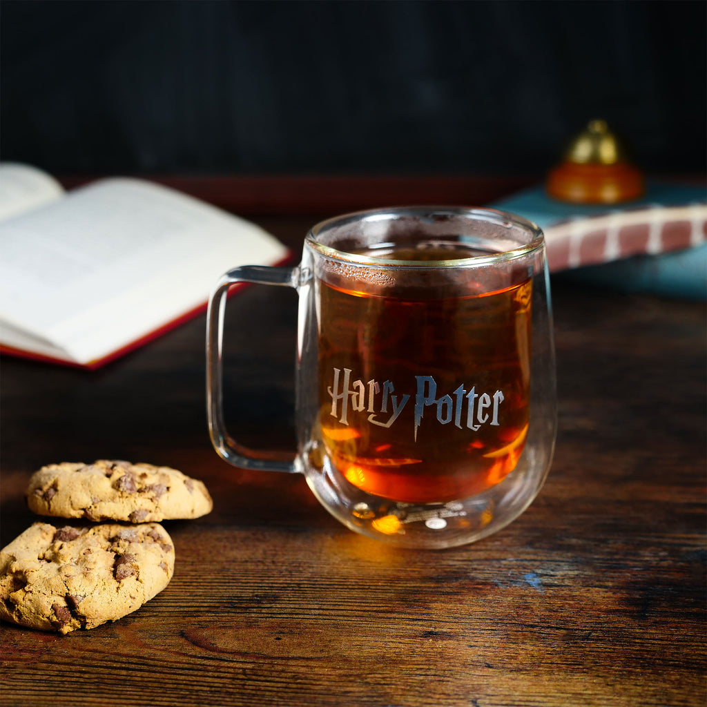 Imagen del producto Harry Potter - Copa de vidrio con el escudo de Hogwarts