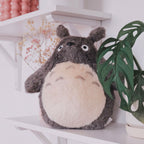 Imagen del producto Figura de peluche Totoro gris