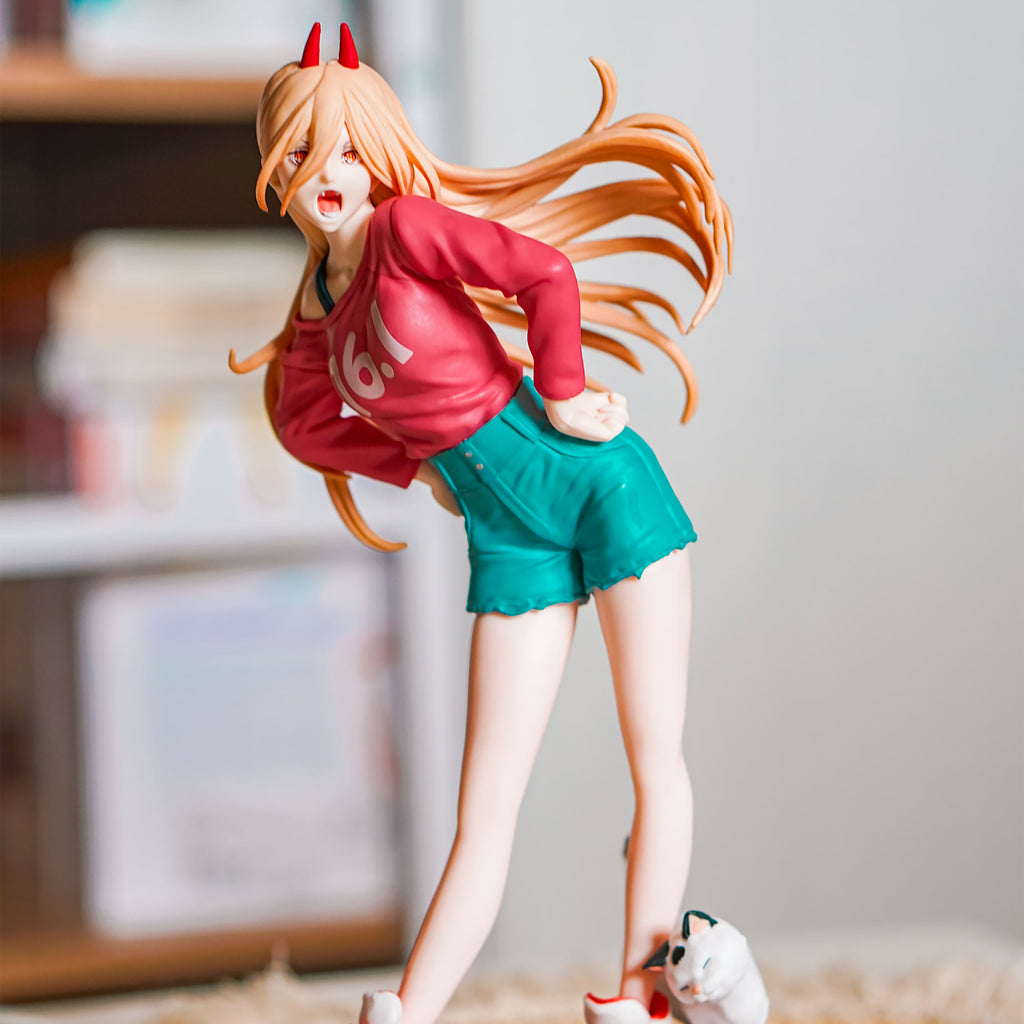 Product image Chainsaw Man - Power Figure 20cm