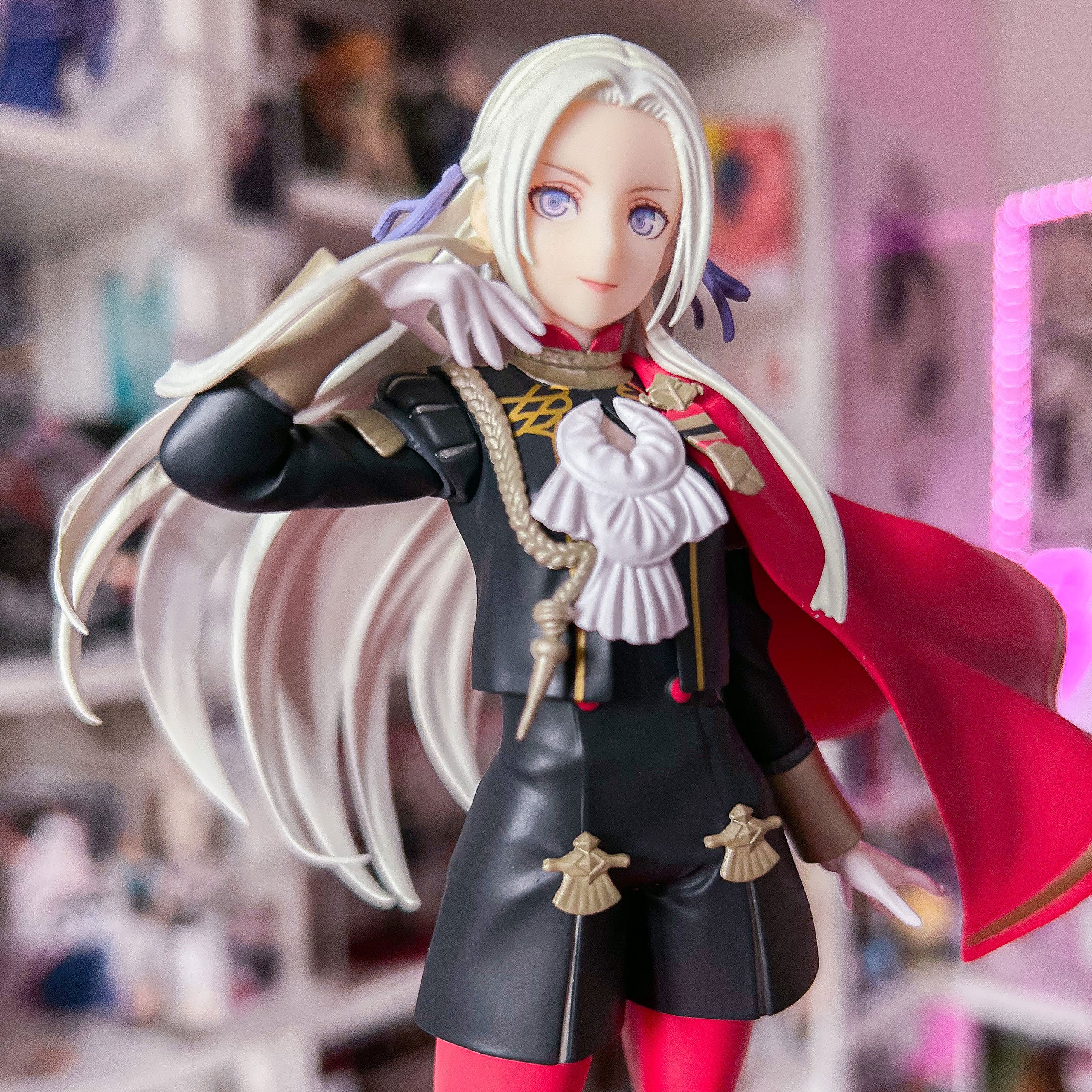 Product image Fire Emblem - Three Houses - Edelgard von Hresvelg Figure