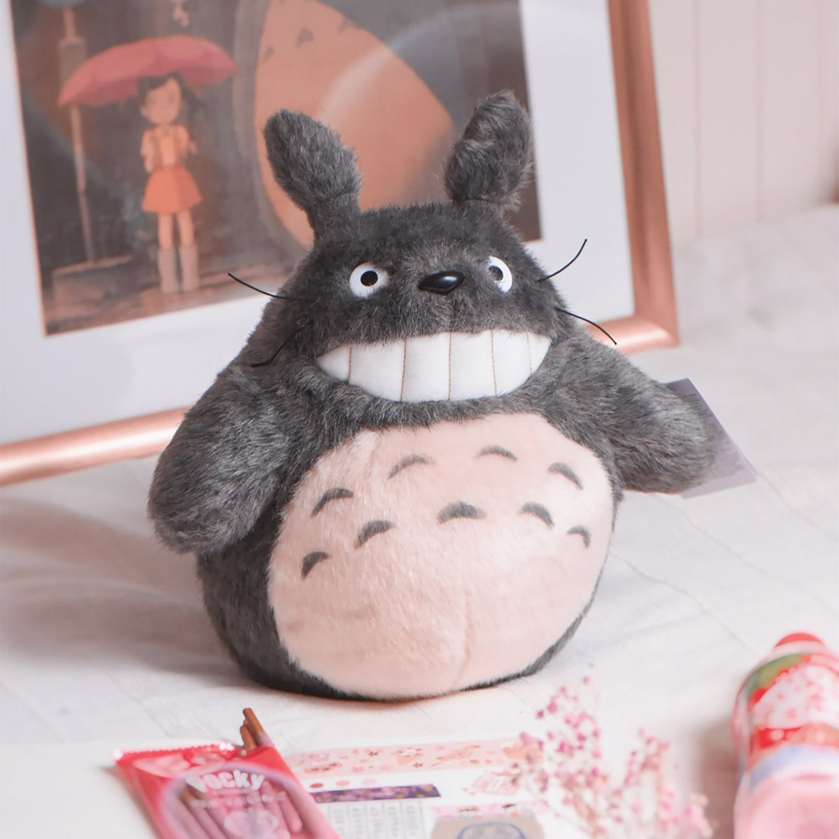 Imagen del producto Totoro - Figura de peluche sonriente gris