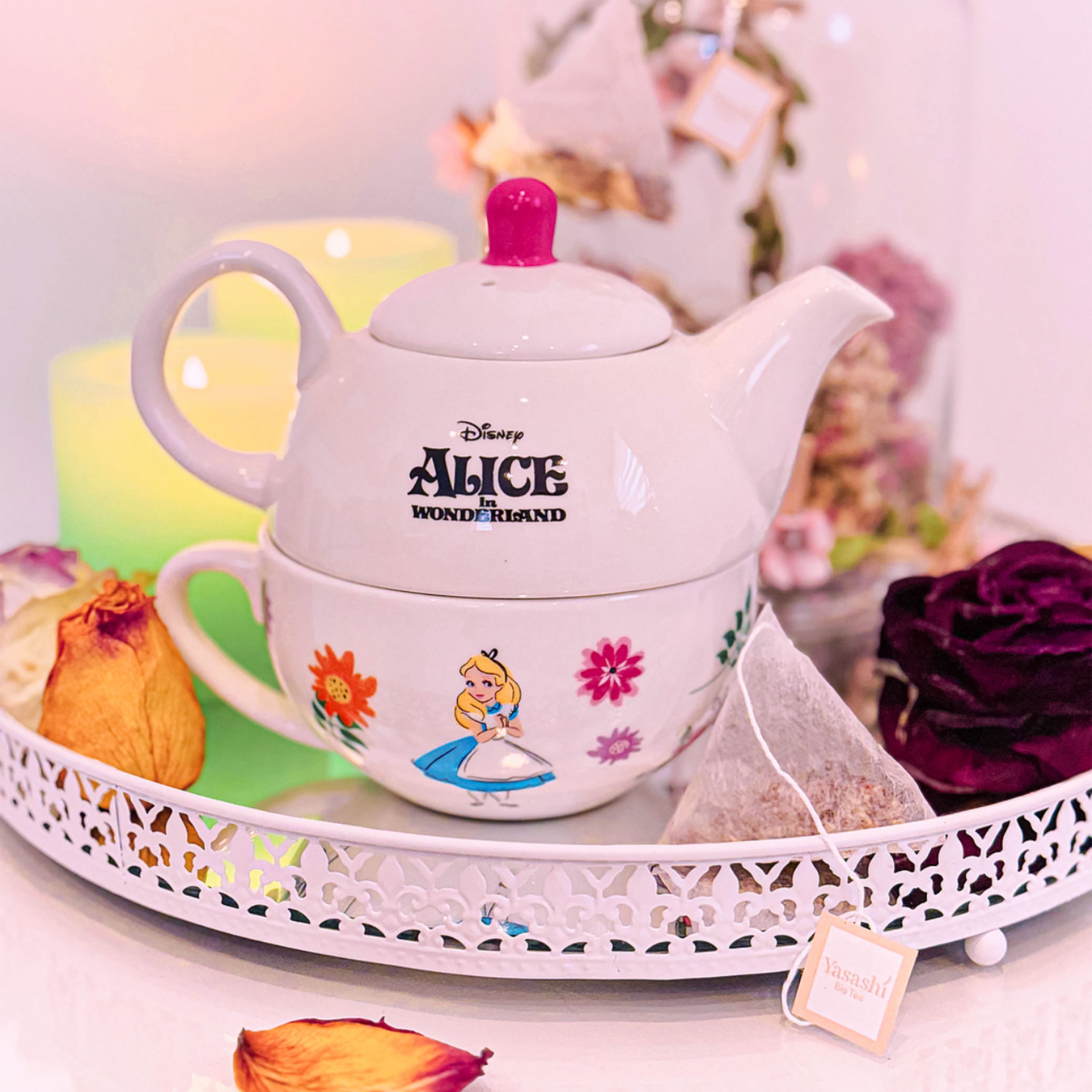 Imagen del producto Alice en el país de las maravillas - Buscando la tetera de Wonderland con taza