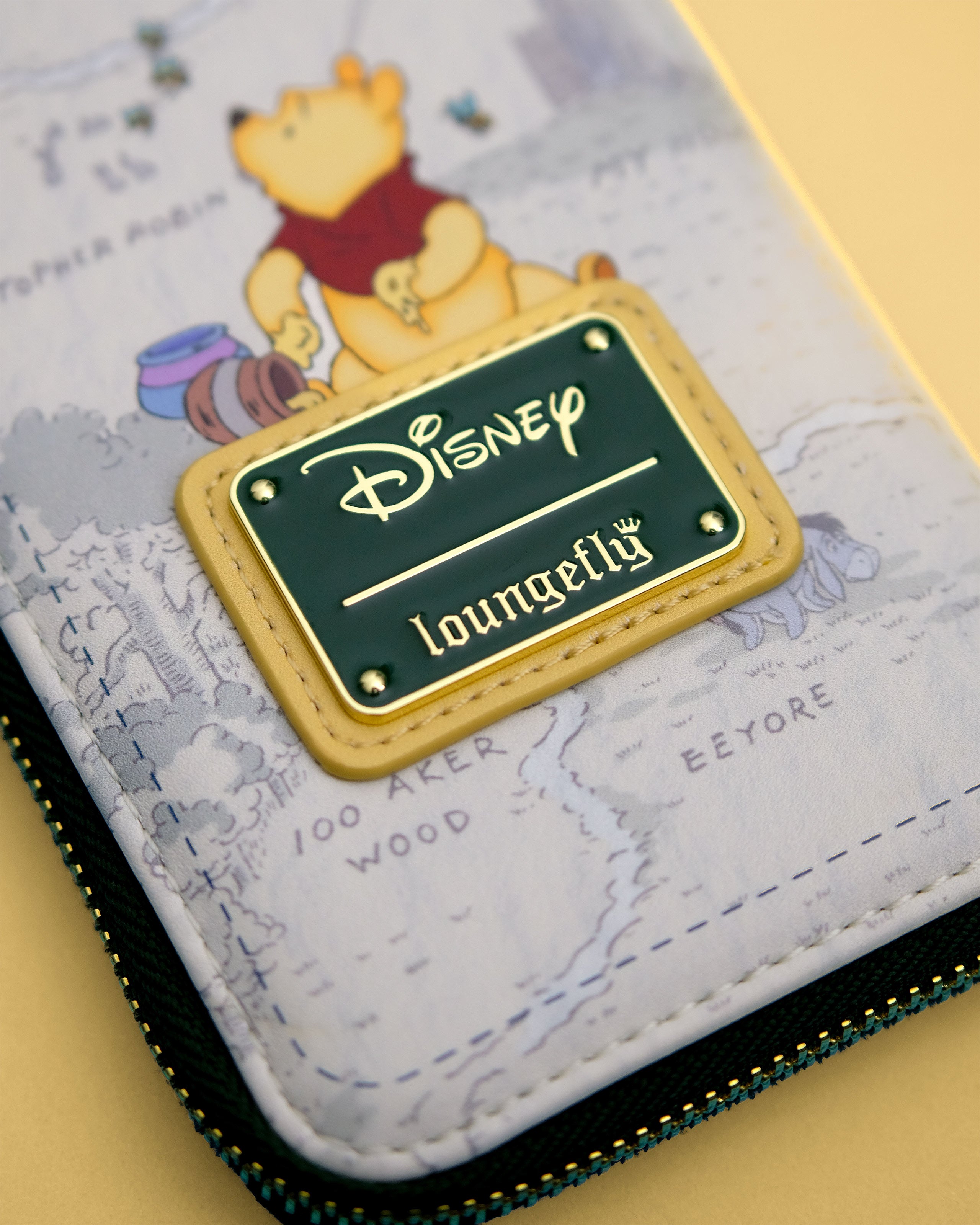 Imagen del producto Winnie Pooh - Cartera Clásica