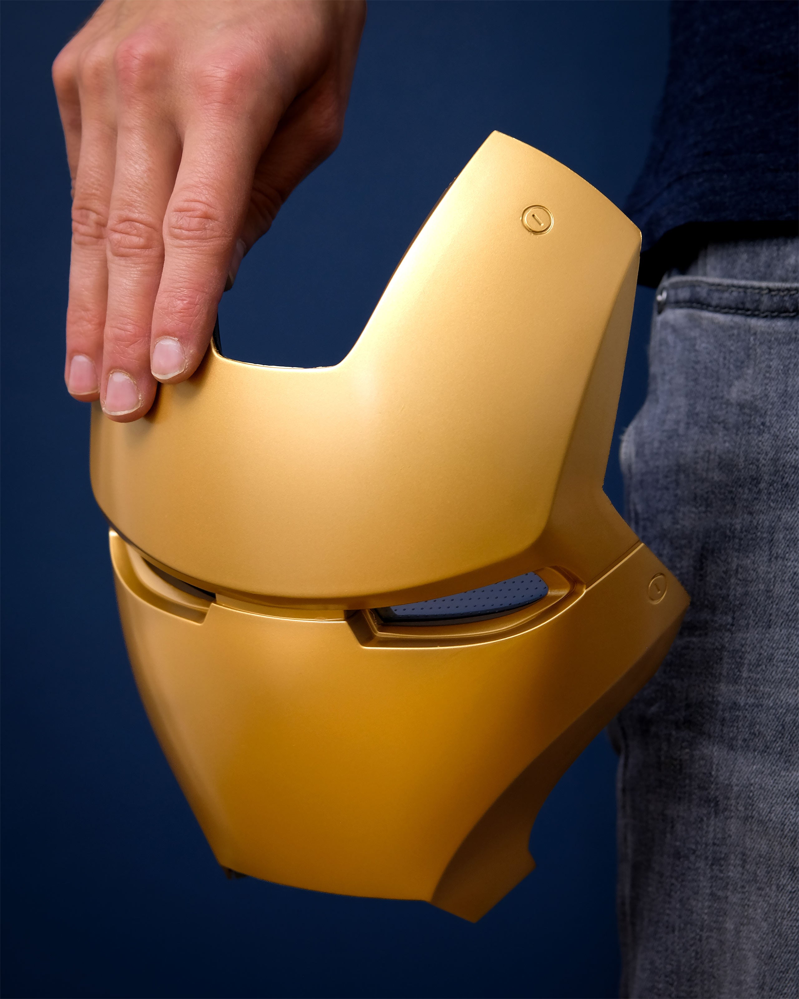Imagen del producto Marvel Legends - Casco Electrónico de Iron Man