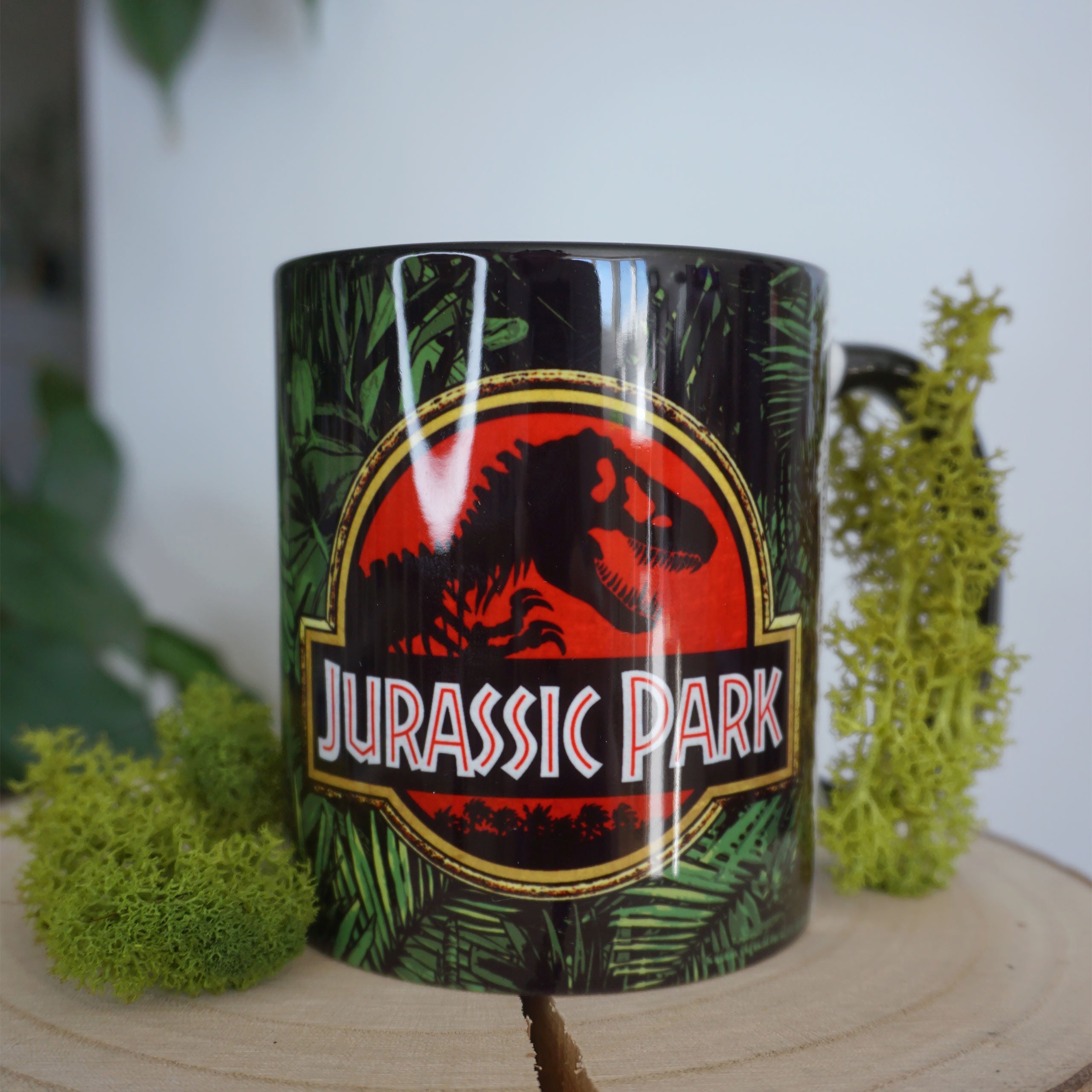Imagen del producto Jurassic Park - Taza con logo de la jungla