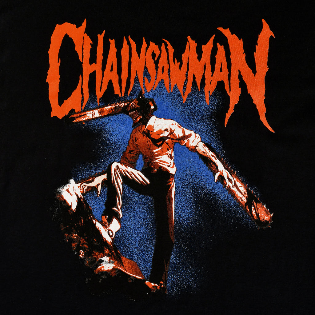 Imagen del producto Chainsaw Man - Camiseta con logo rojo en negro