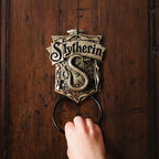 Imagen del producto Harry Potter - Aldaba de puerta con el escudo de Slytherin