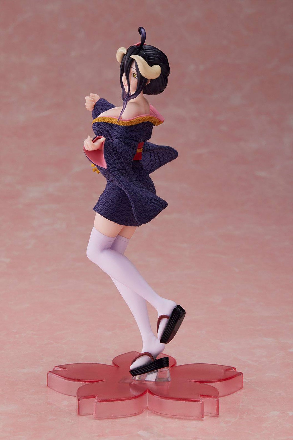 Imagen del producto Overlord - Figura Albedo Sakura versión Kimono