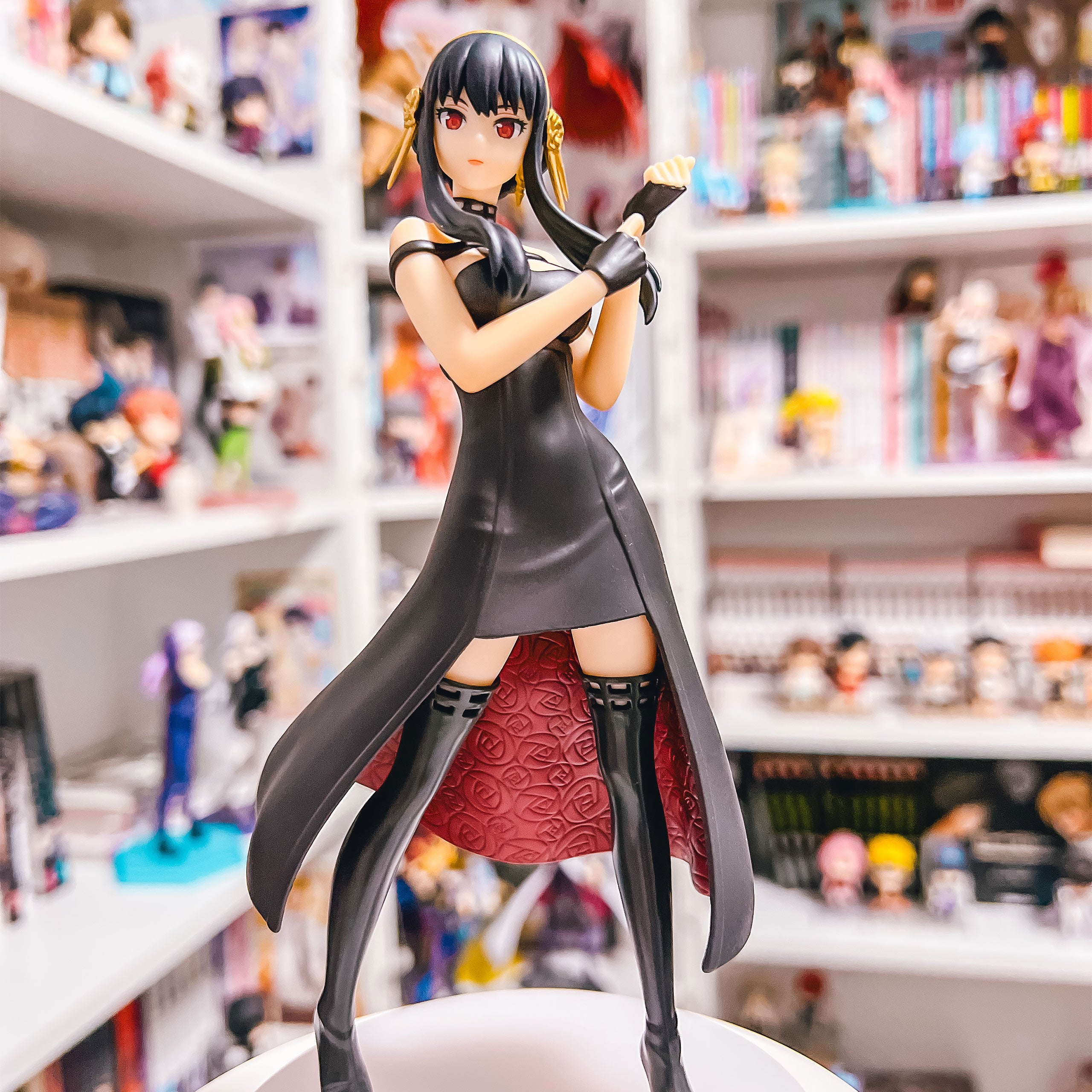 Imagen del producto Spy x Family - Figura Yor Forger 17cm