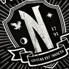 Imagen del producto Wednesday - Camiseta negra de Nevermore Academy