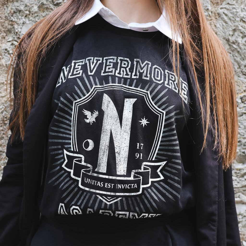 Imagen del producto Wednesday - Camiseta negra de Nevermore Academy