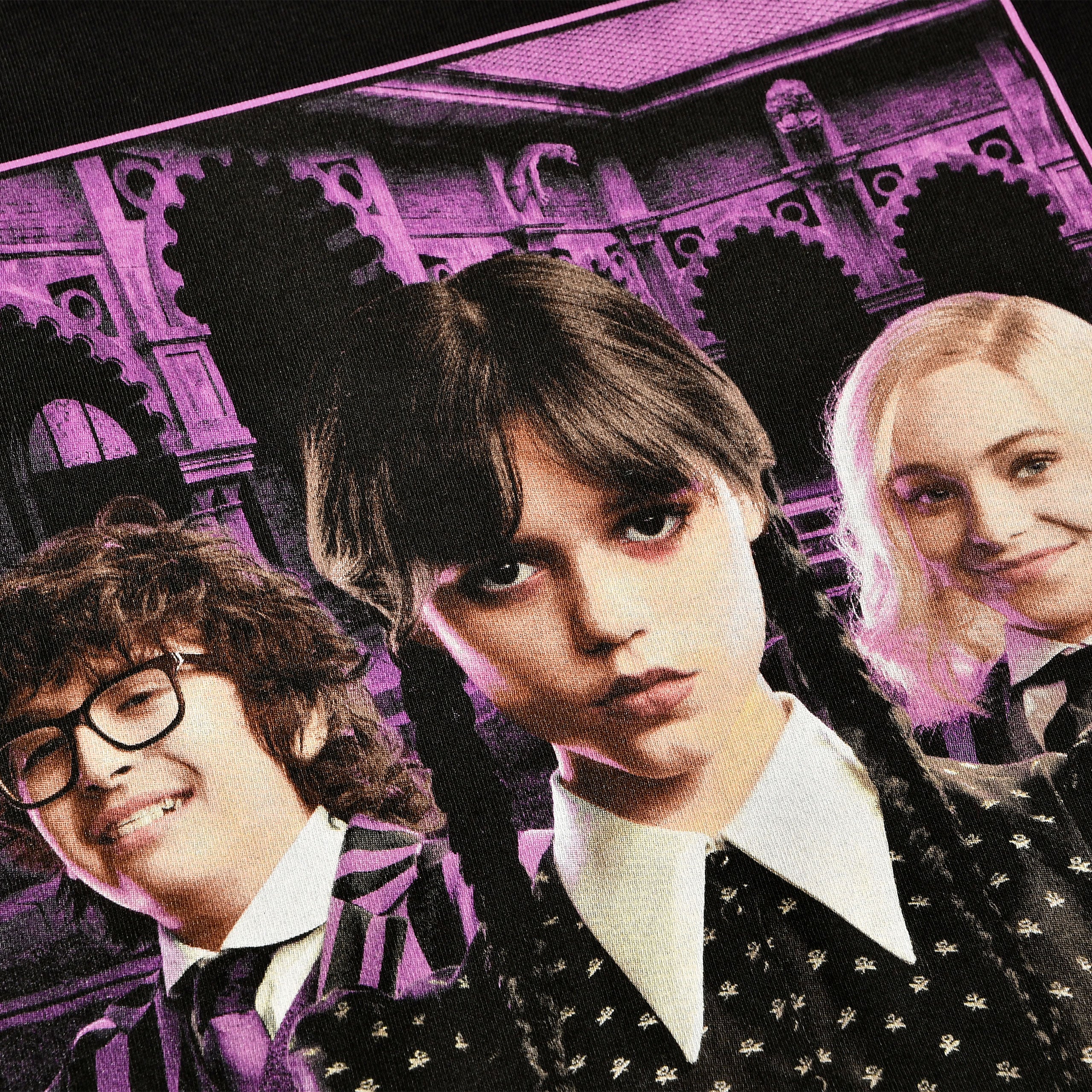 Imagen del producto Camiseta negra de collage de Wednesday con Enid y Eugene