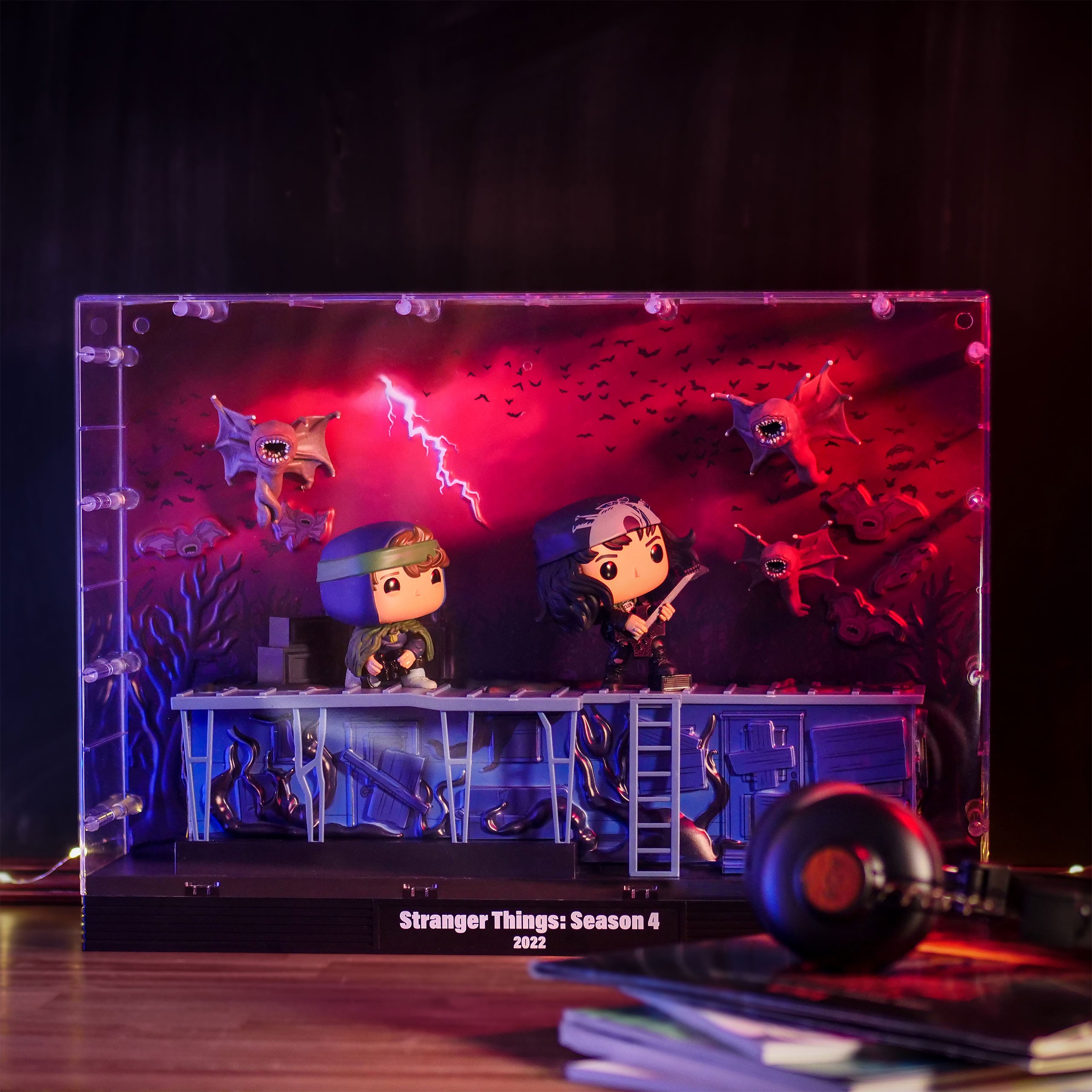 Imagen del producto Stranger Things - Dustin & Eddie Funko Pop Deluxe Diorama